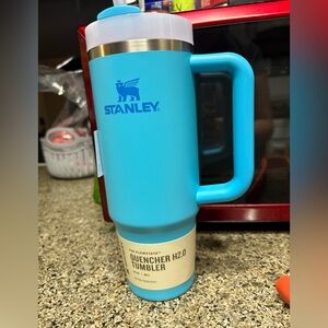 Stanley Aqua Quencher H2.0 Tumbler 30oz